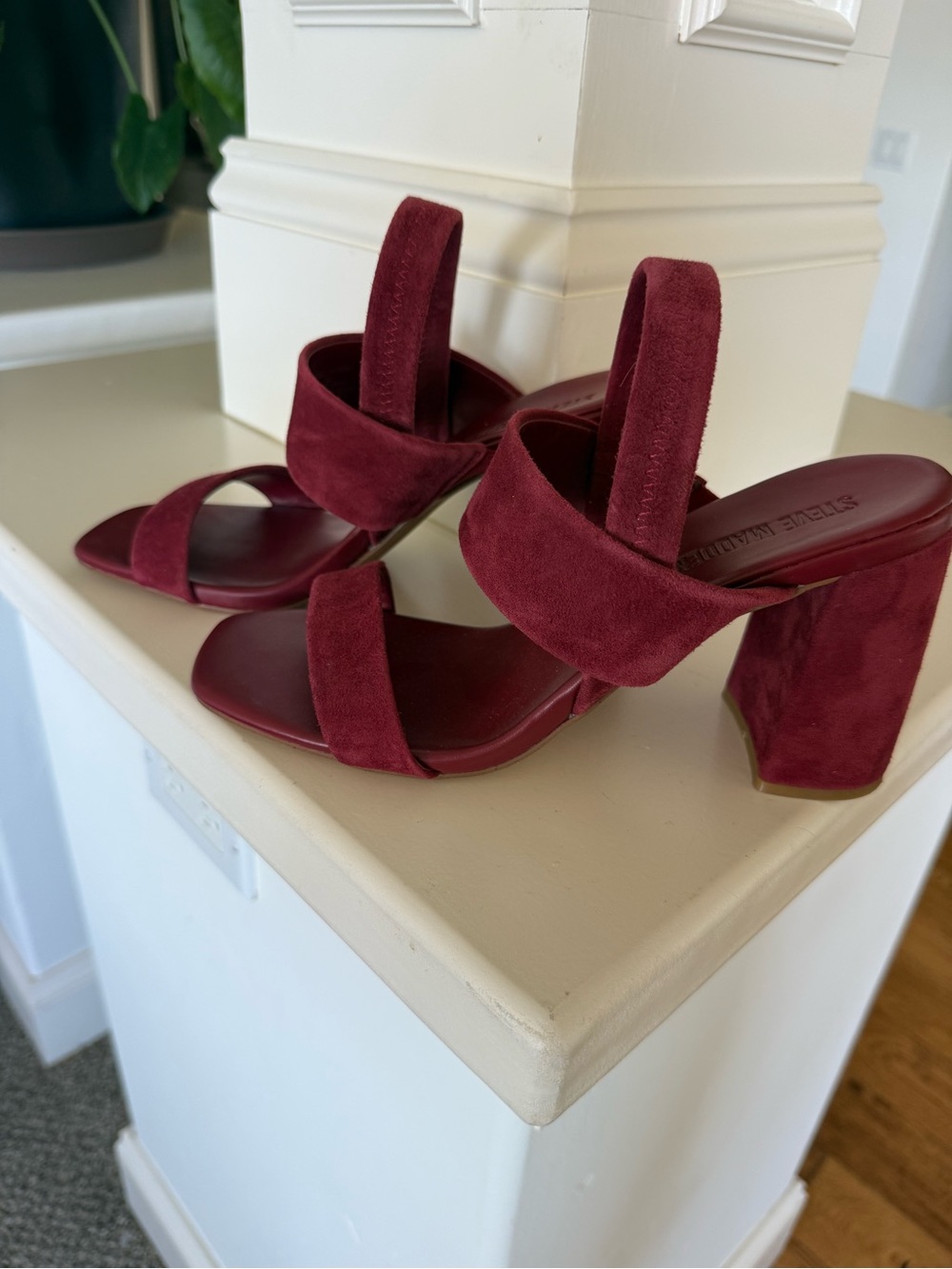 Steve Madden Women's Burgundy Block Heel Sandals - Picture 2 of 6